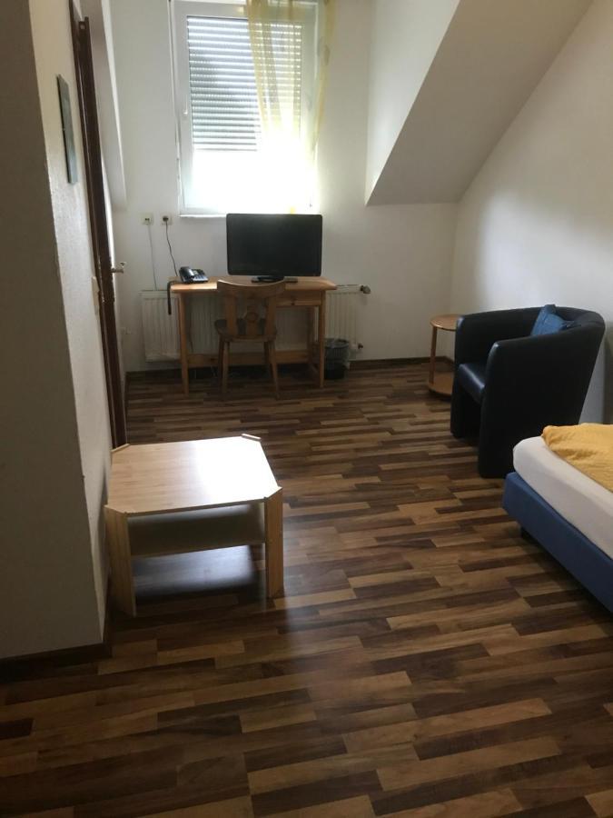 Hotel Kaufmann Rommerskirchen ภายนอก รูปภาพ